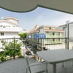 Condominio Sea Palace